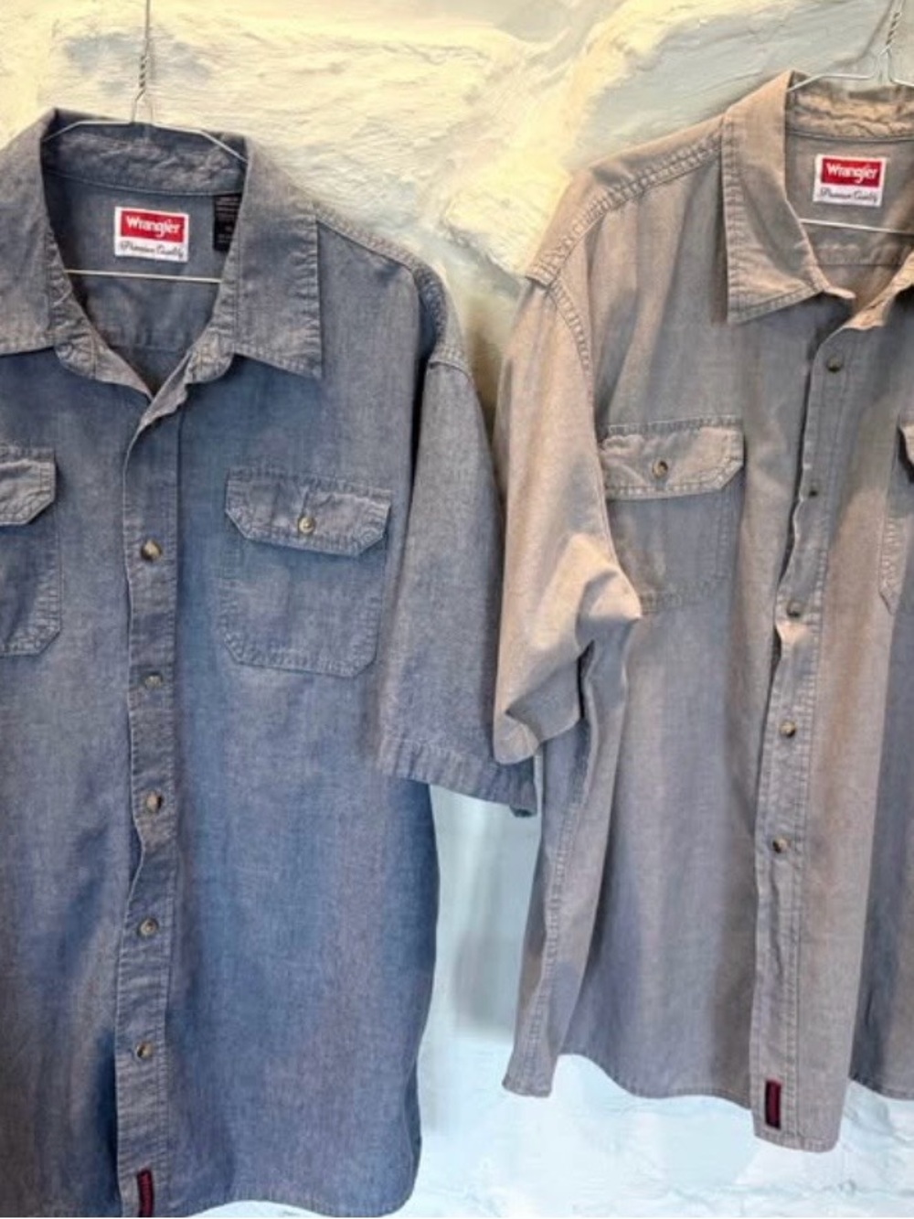 WRANGLER Men's Short Sleeved Button Down Casual Shirts Size XL / Blue & Grey